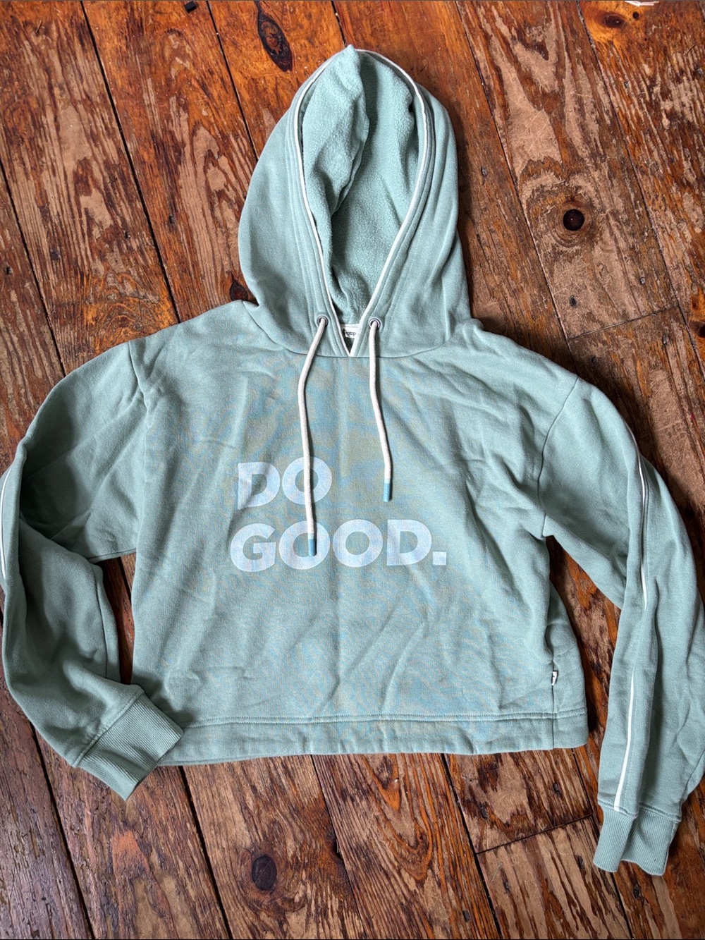 cotopaxi Sage Green DO GOOD. Cropped Pullover Hoodie